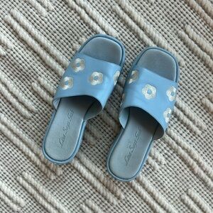 Lisa Says Gah Dakota Flatform Platform Leather Blue Flower Slides 8